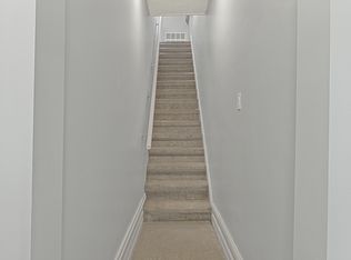 675 Gilmour St, Ottawa, ON K1R 5L9