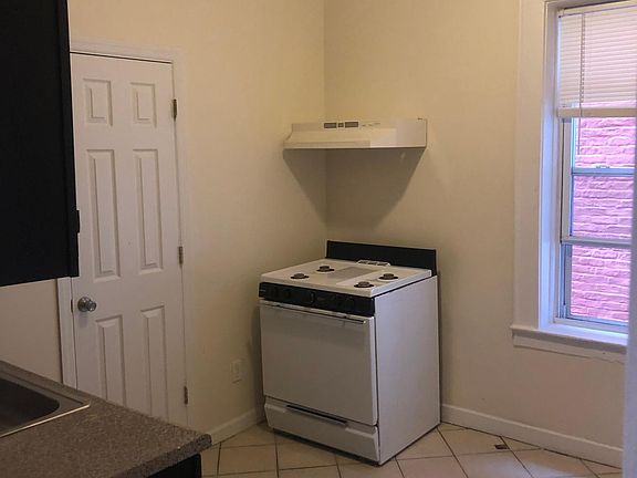 3rd image of 40 Lenox Ave APT 305