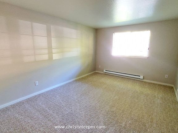 3rd image of 215 9th St APT D201