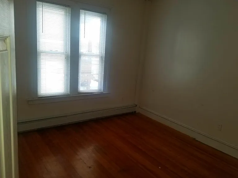 67 Williams St #2 — Photo 6