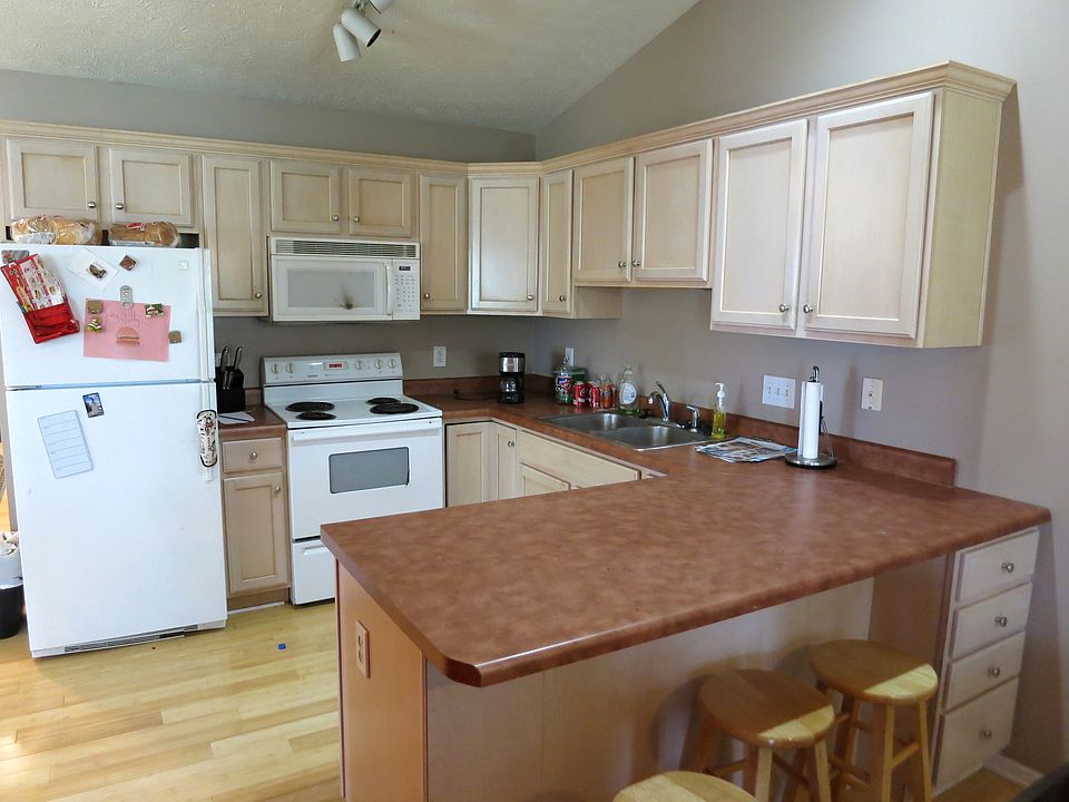 1st image of 2055 Wyndham Hills Dr