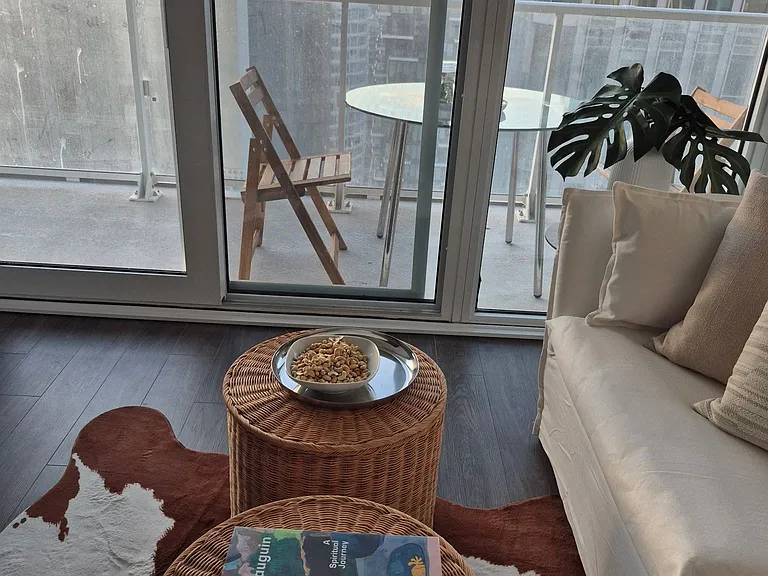 88 Queen St E #3215 — Photo 15
