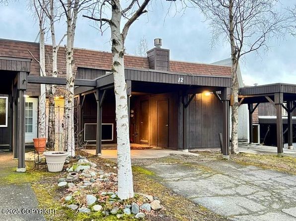 9336 Blackberry St APT 12, Anchorage, AK 99502