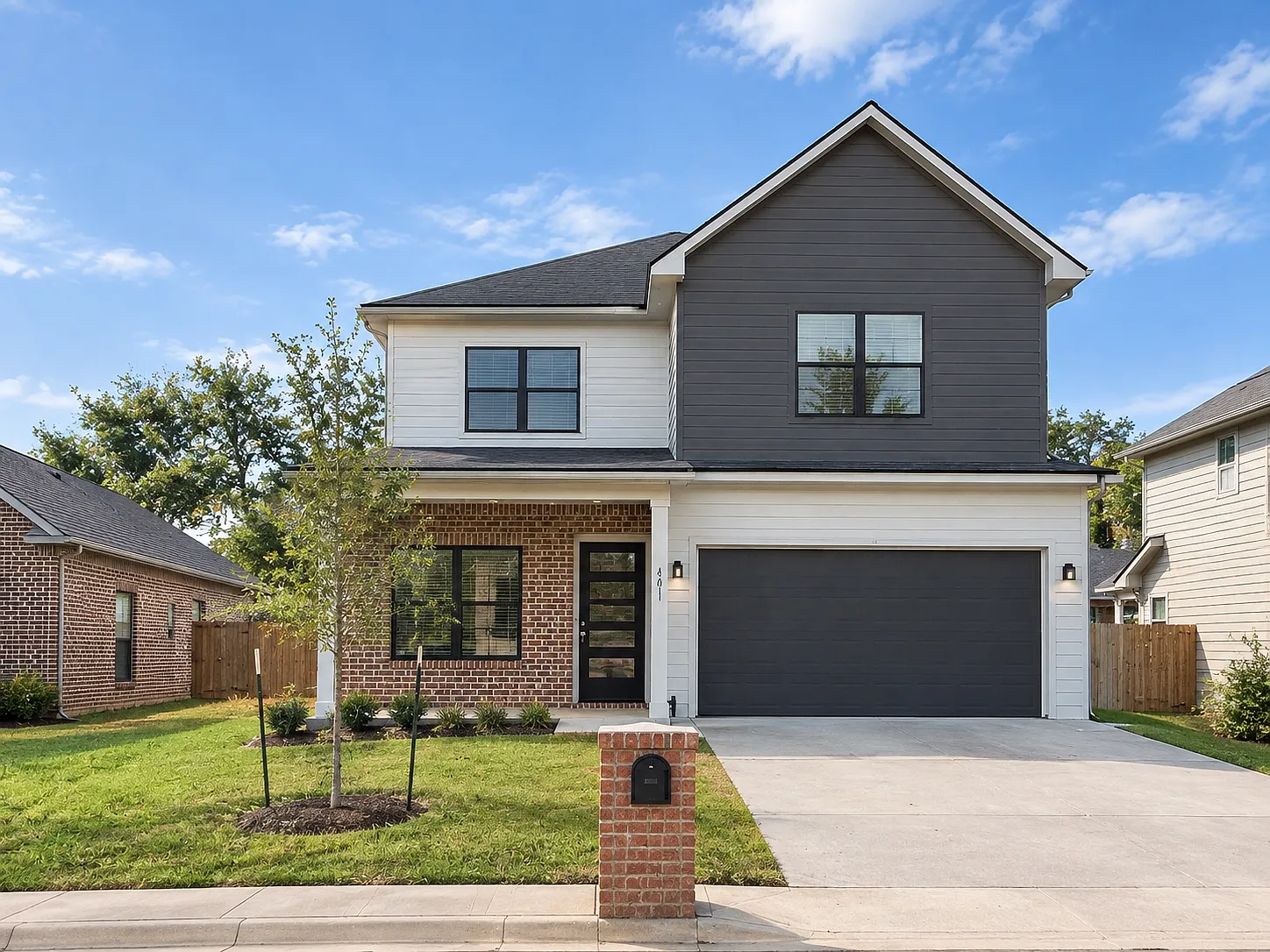 6 bed, 6.5 bath, 2611 sqft, $6,000 — Photo 1