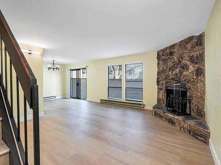 24054 La Paz Way — Photo 10