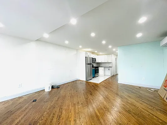 Rented by GROOME REALTY LLC | media 15