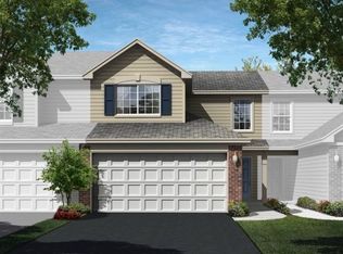 274 Wild Meadow Ln, Woodstock, IL 60098