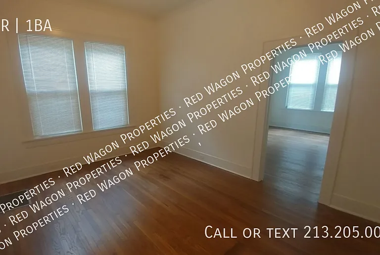 411 W Mistletoe Ave #411 — Photo 17