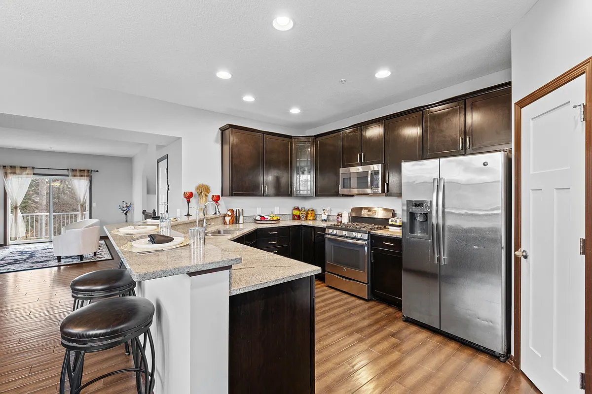Building Photo - 9580 Madison Dr #4