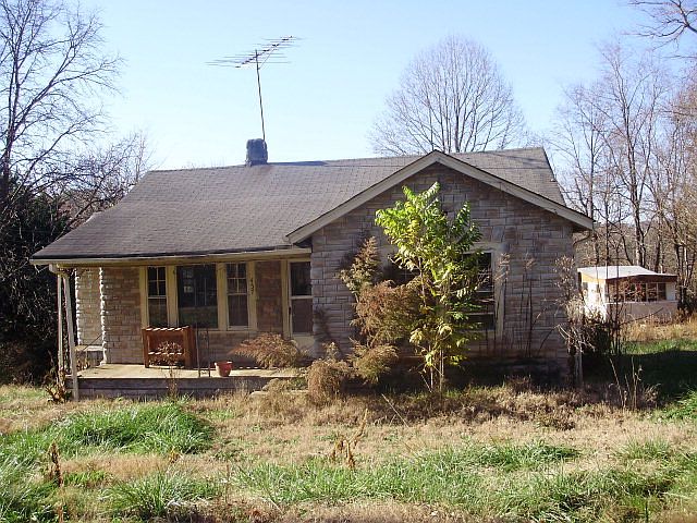 2nd image of 457 Old Lankford Rd