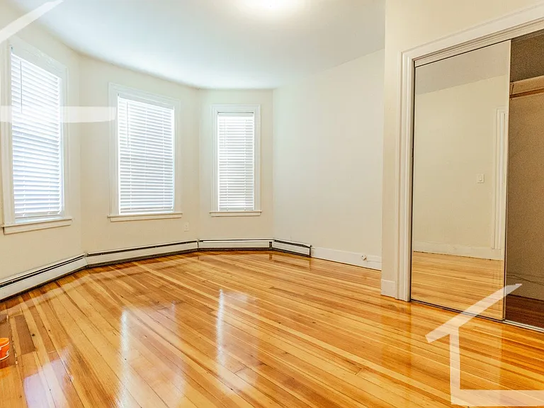 26 Farrington Ave #1A — Photo 9