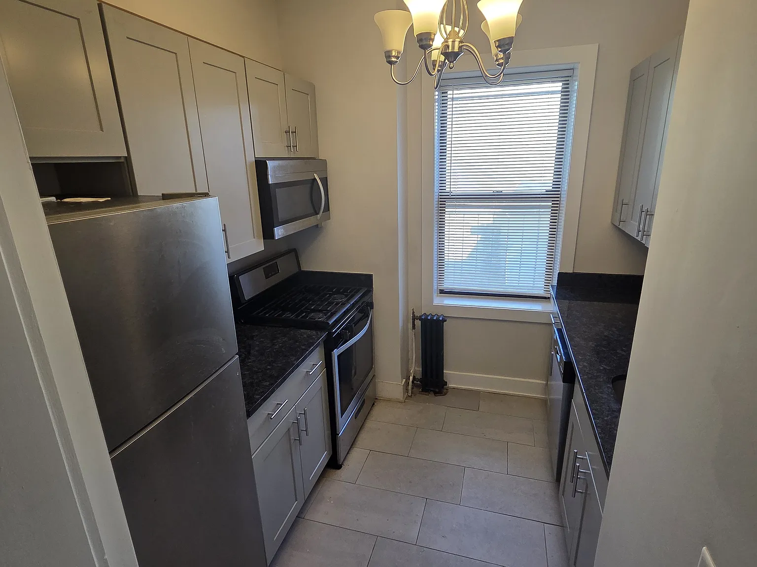 2 bed, $1,964 — Photo 1