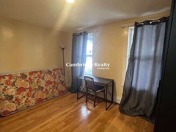 1st bedroom/living room