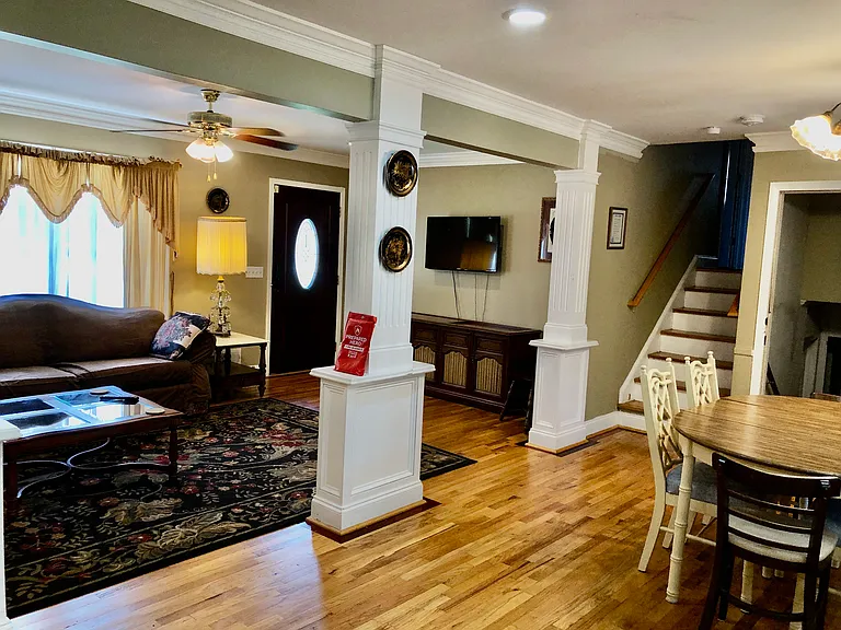 1599 Idlehour Dr — Photo 9