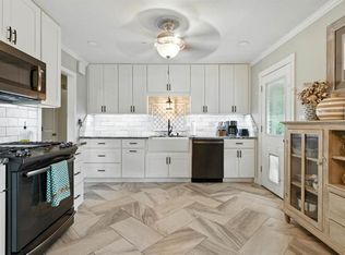 2323 N Stratford Dr, Owensboro, KY 42301