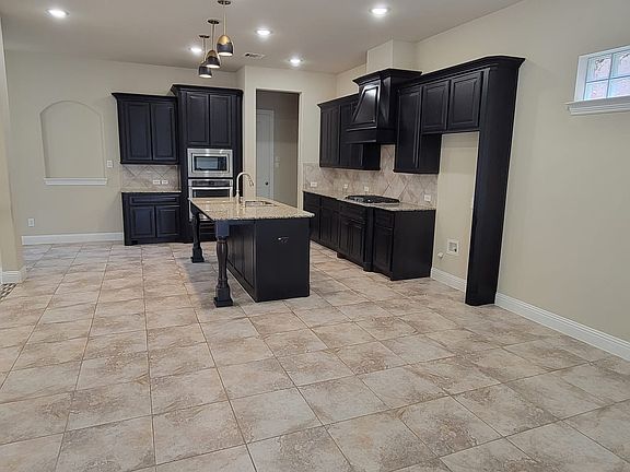 5th image of 3805 Bentley Dr