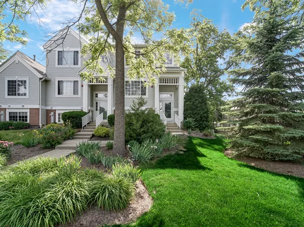 1655 Geneva Dr #1655, Wheeling, IL 60090