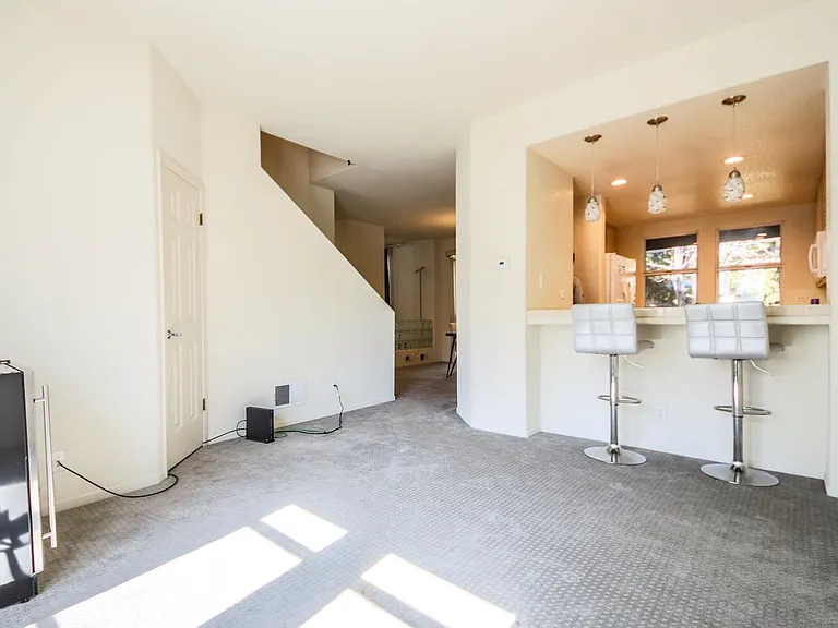 440 Navaro Pl #116 — Photo 13