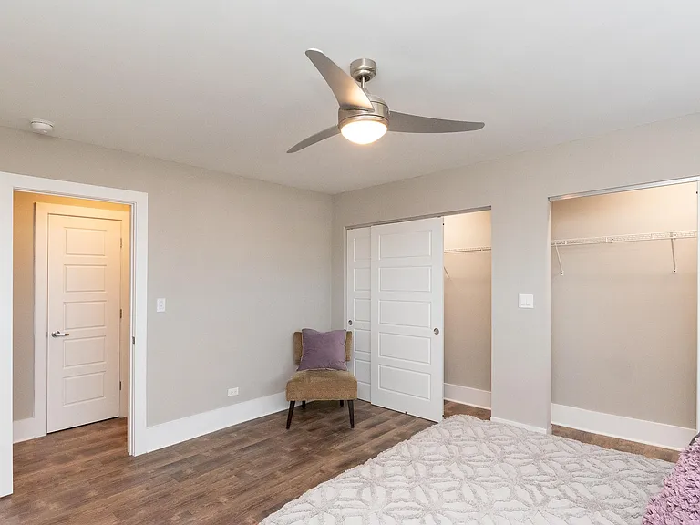 5134 N. Cumberland — Photo 16