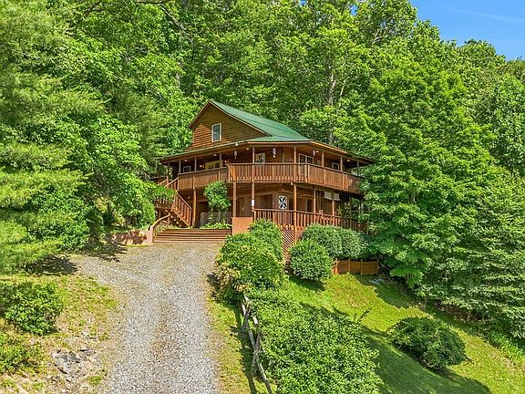 2nd image of 333 E Hidden Mountain Lane