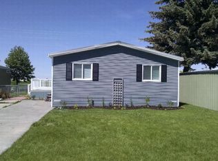 1917 N Pinewood Dr, Idaho Falls, ID 83401