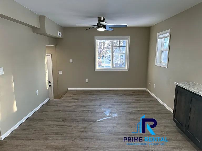 2525 Irvine Ave NW — Photo 15
