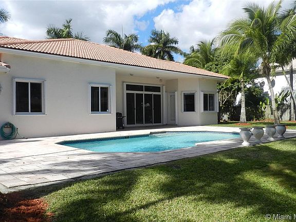 5th image of 13651 SW 84th Ct