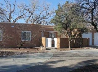 1716 Chacoma Pl SW, Albuquerque, NM 87104