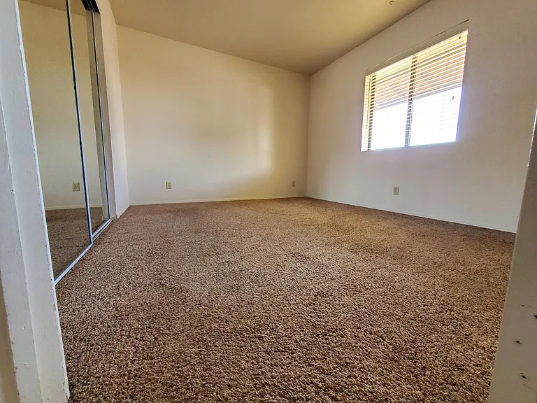 370 Fairway Oaks Dr #A — Photo 31