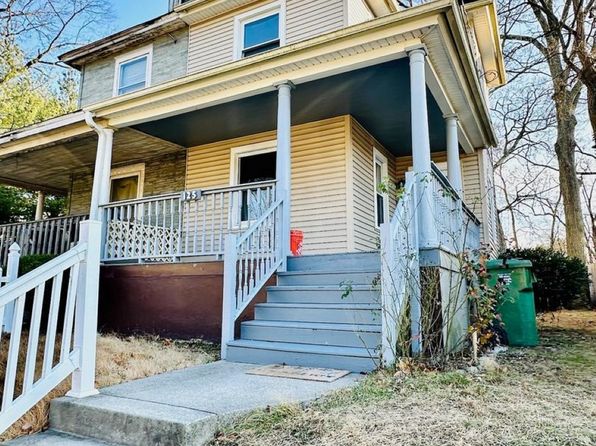 125 W Woodland Ave #125