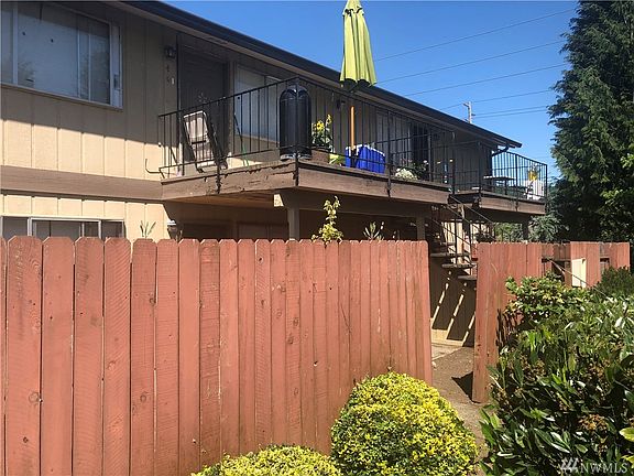4th image of 1412 1418 Valley Ave E