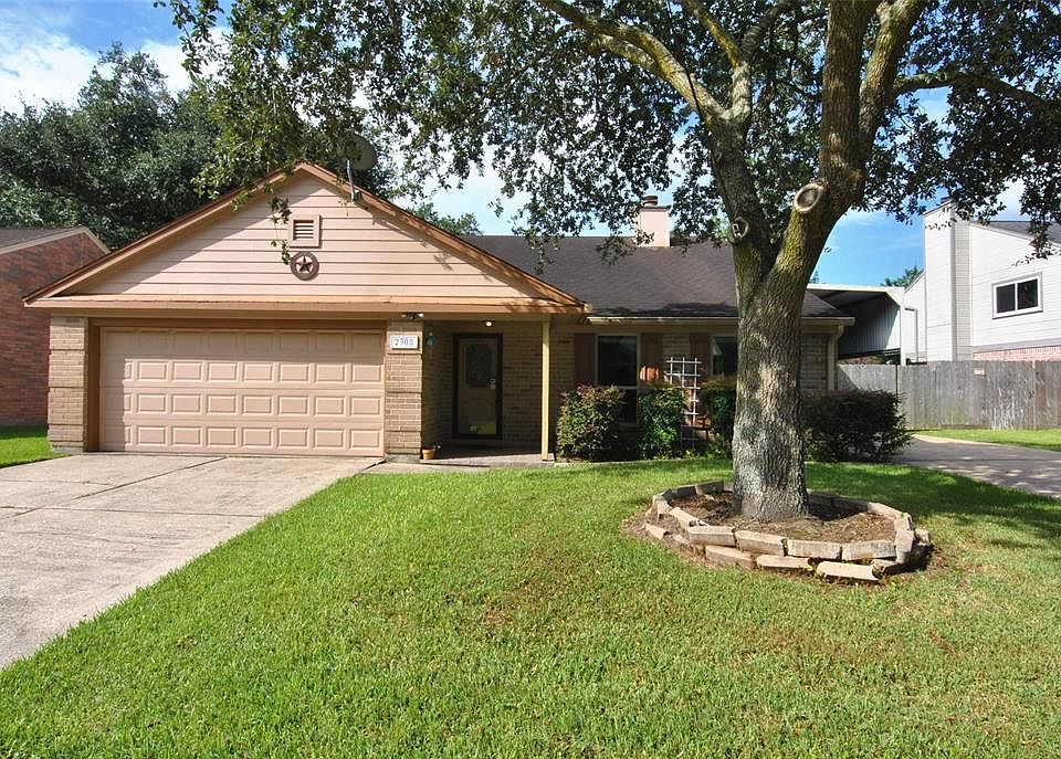 1st image of 2308 Parkview Dr