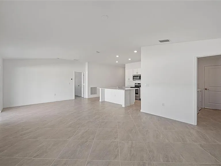23234 Alaska Ave — Photo 11