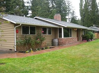 19041 21st Ave NE, Lake Forest Park, WA 98155
