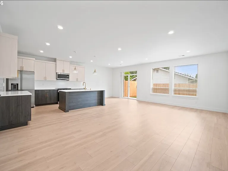 15101 NE 86th St — Photo 3