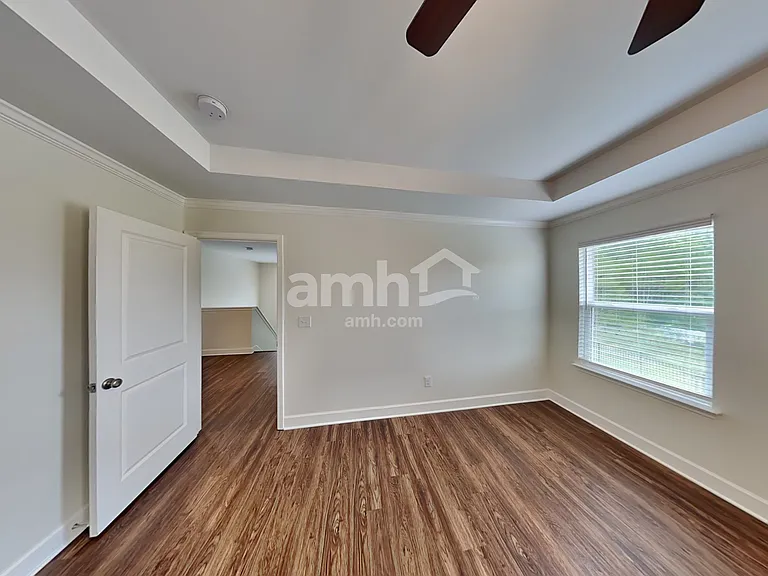 5816 Zurich Rd — Photo 8