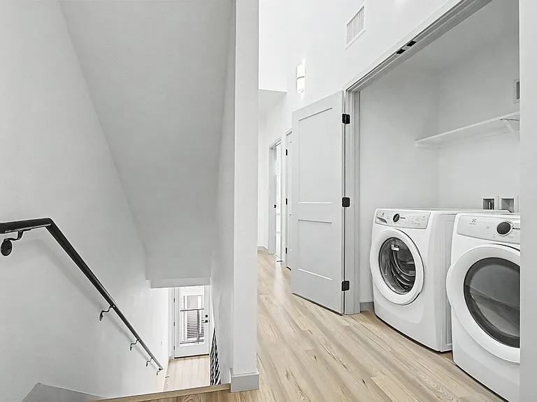 University Hills Townhomes — Photo 109