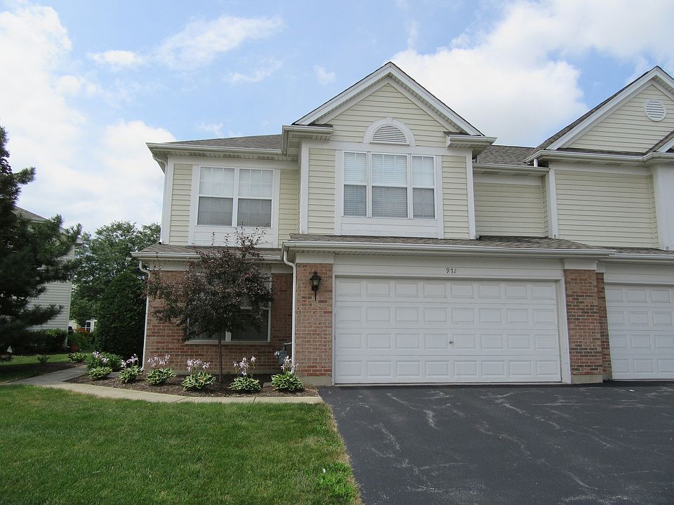 1st image of 972 Huntington Dr