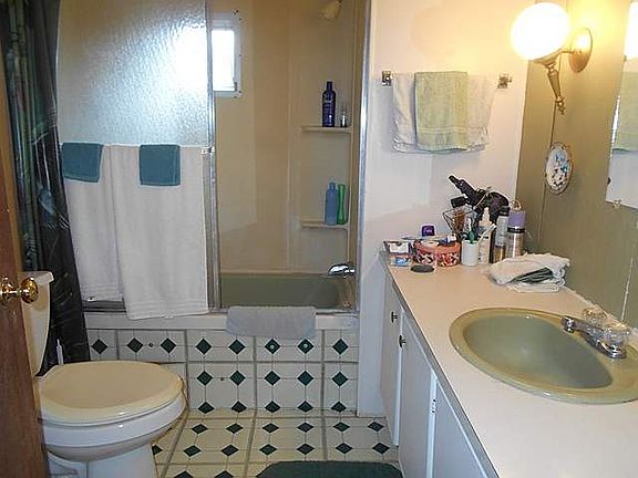 5th image of 107 Dublin Cir