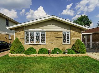 3717 Elder Ln, Schiller Park, IL