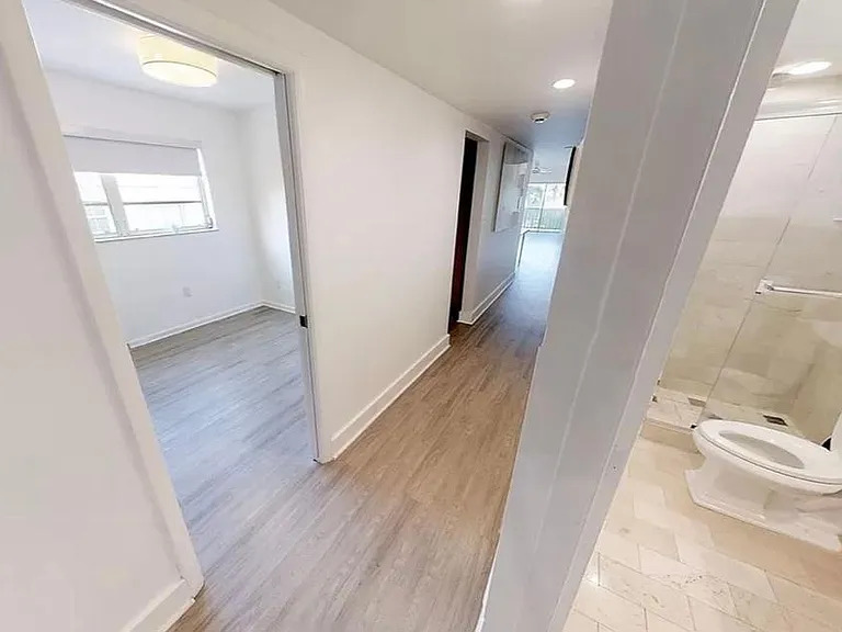 860 Euclid Ave #208 — Photo 9