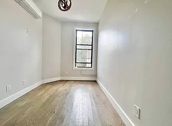 Rented by Doorway NYC, LLC