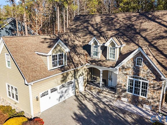 4th image of 11106 Kings Pond Dr