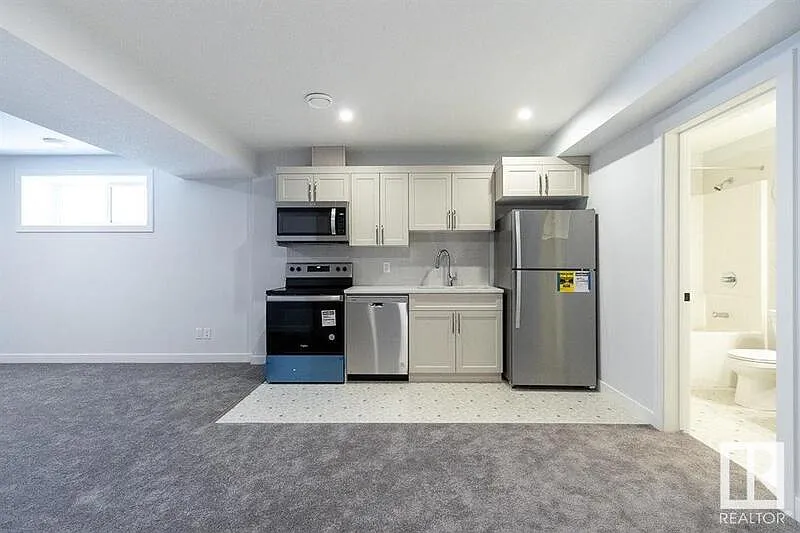 32 Rosewood Way #BASEMENT
