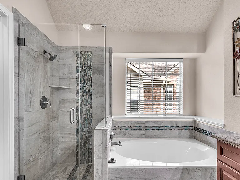 10809 River Oaks Dr — Photo 28