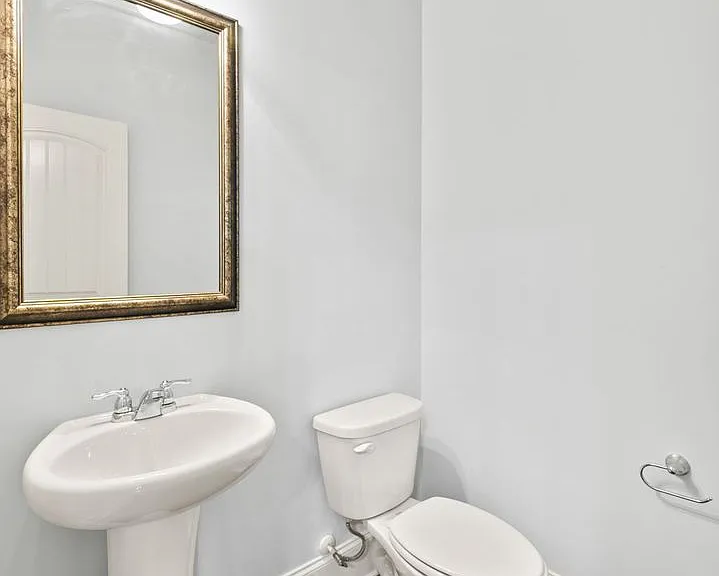 3845 Alden Pl — Photo 18