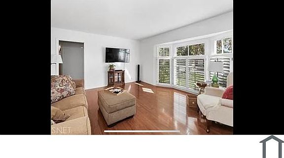 2nd image of 8427 Aura Ave #A