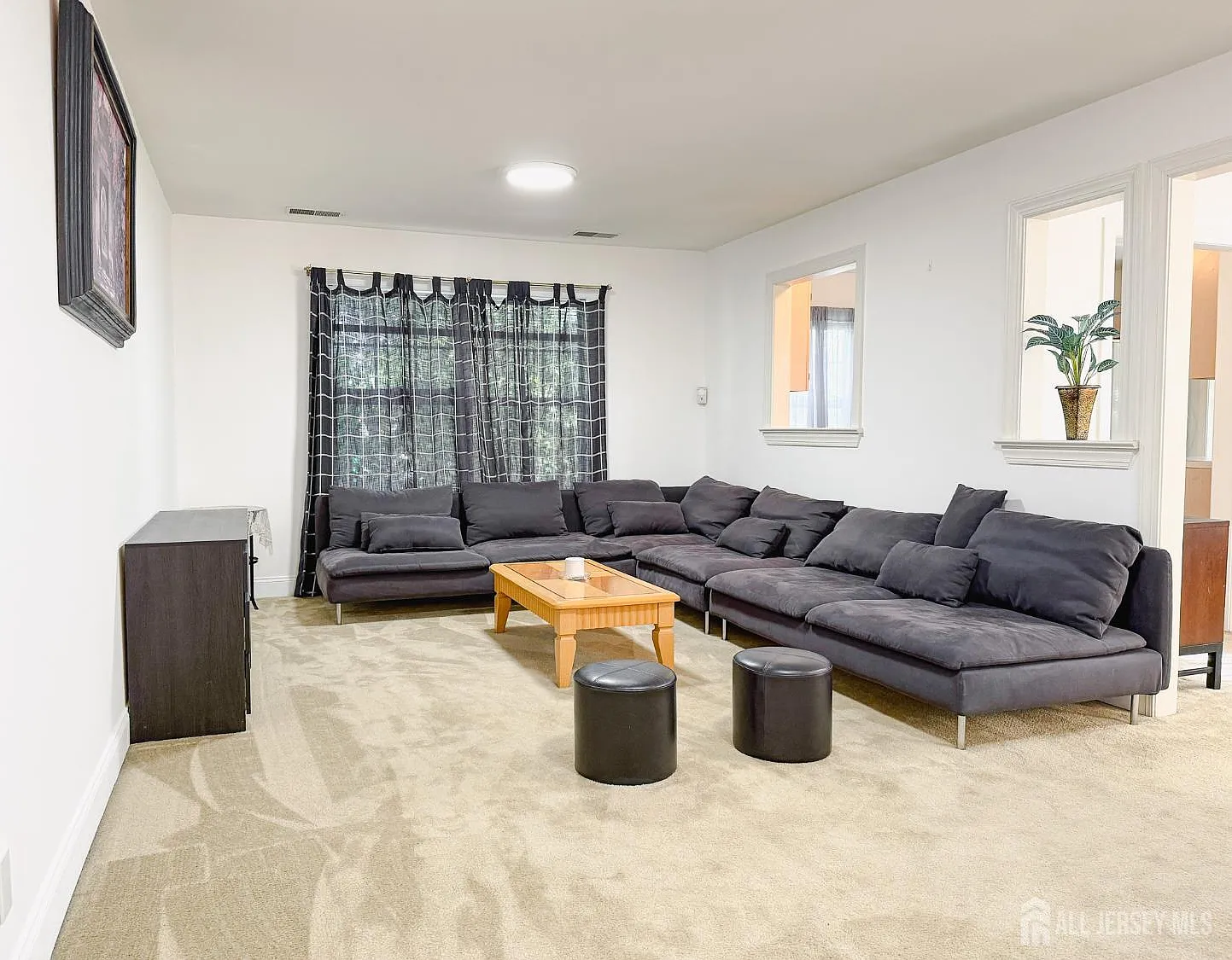 2 bed, 2.0 bath, 1390 sqft, $3,200 — Photo 3