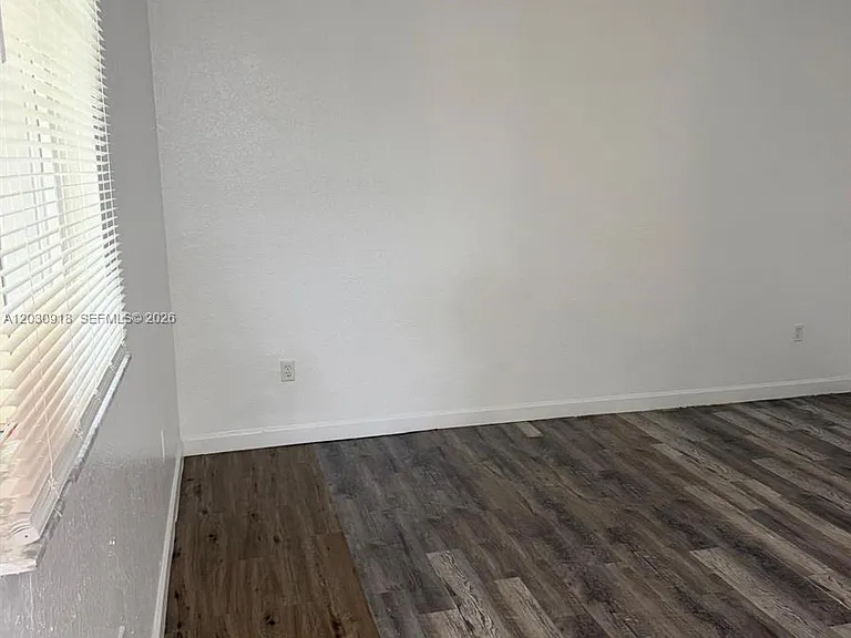 374 NE 27th Ave #203 — Photo 9