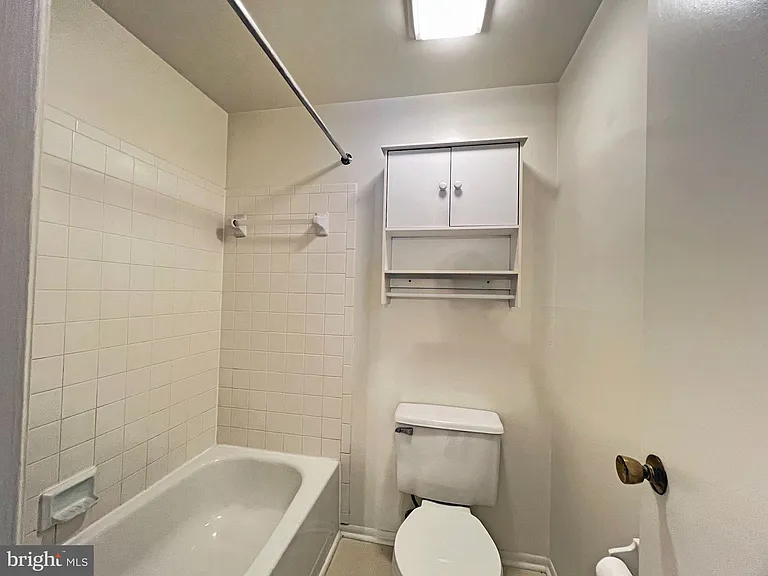 18140 Chalet Dr #204 — Photo 21